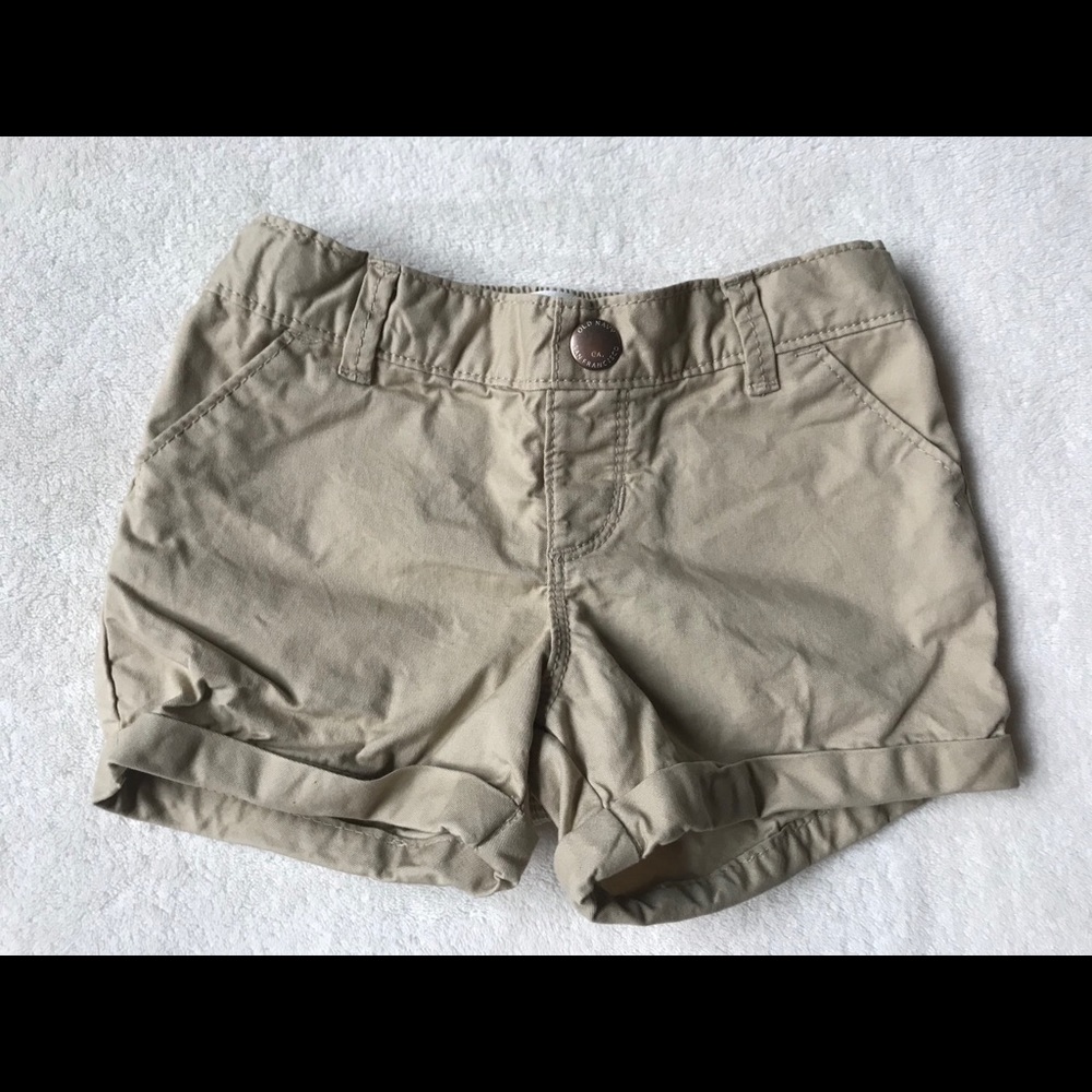 Old Navy khaki short